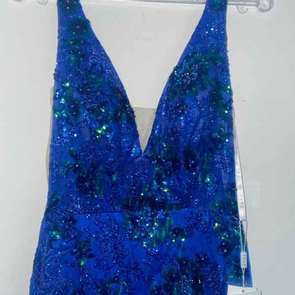 Blue Jasz couture deep v prom dress - Picture 3 of 4